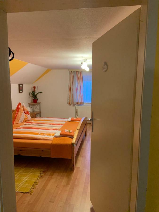 Serschenhof- Auszeit Ueber Dem Stall Лойчах Экстерьер фото