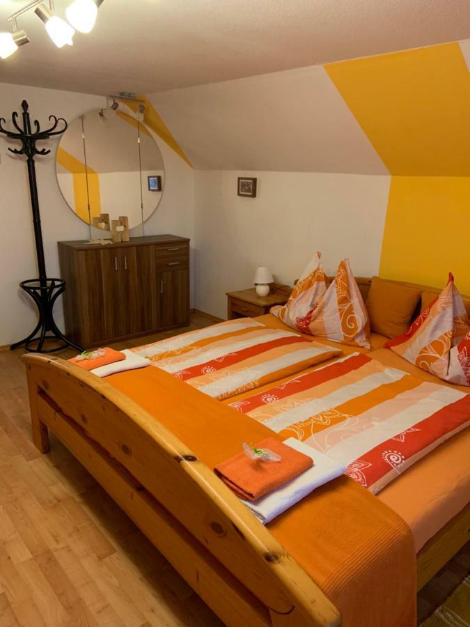 Serschenhof- Auszeit Ueber Dem Stall Лойчах Экстерьер фото